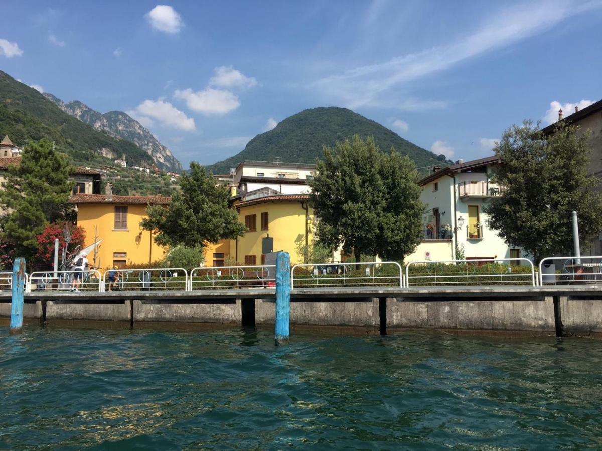 Casa Vacanze Marconi 22 Marone Luaran gambar