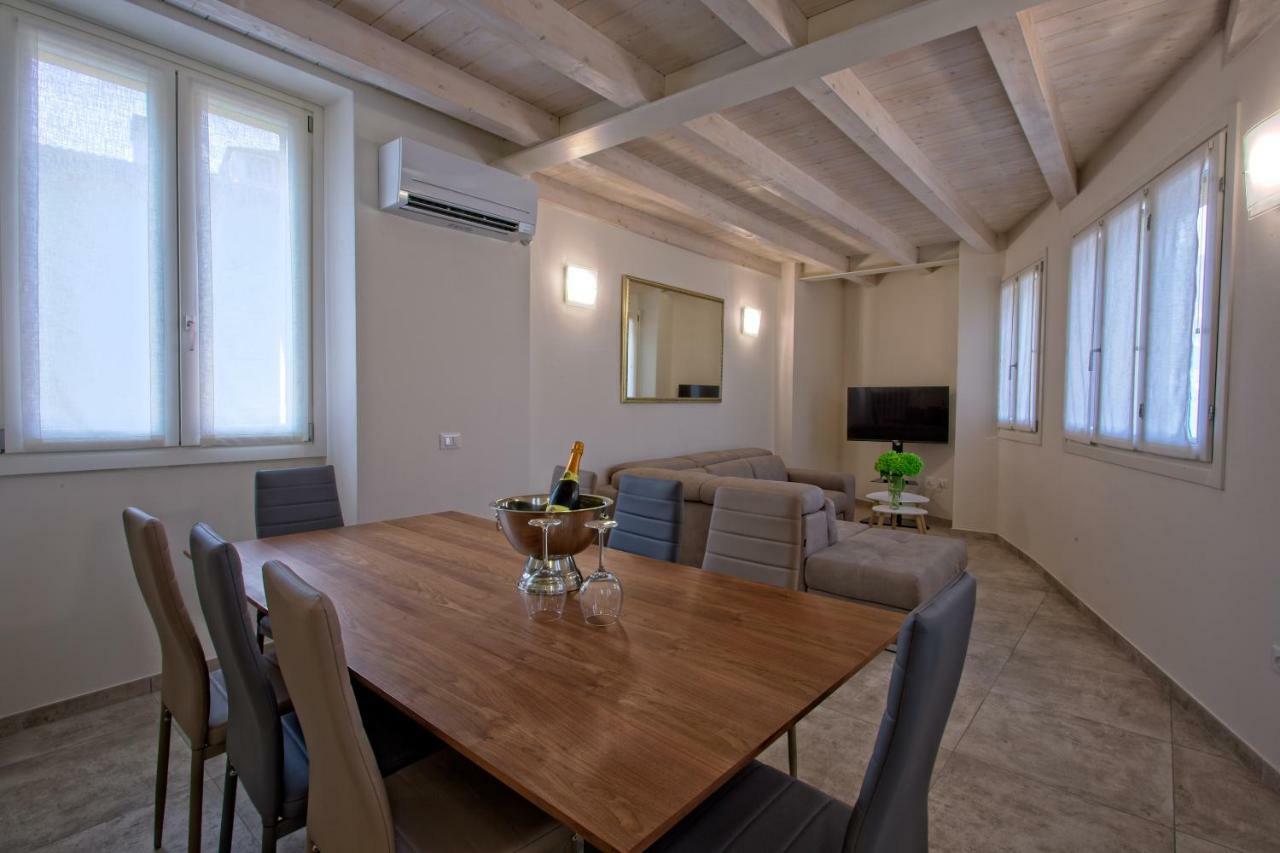Casa Vacanze Marconi 22 Marone Luaran gambar